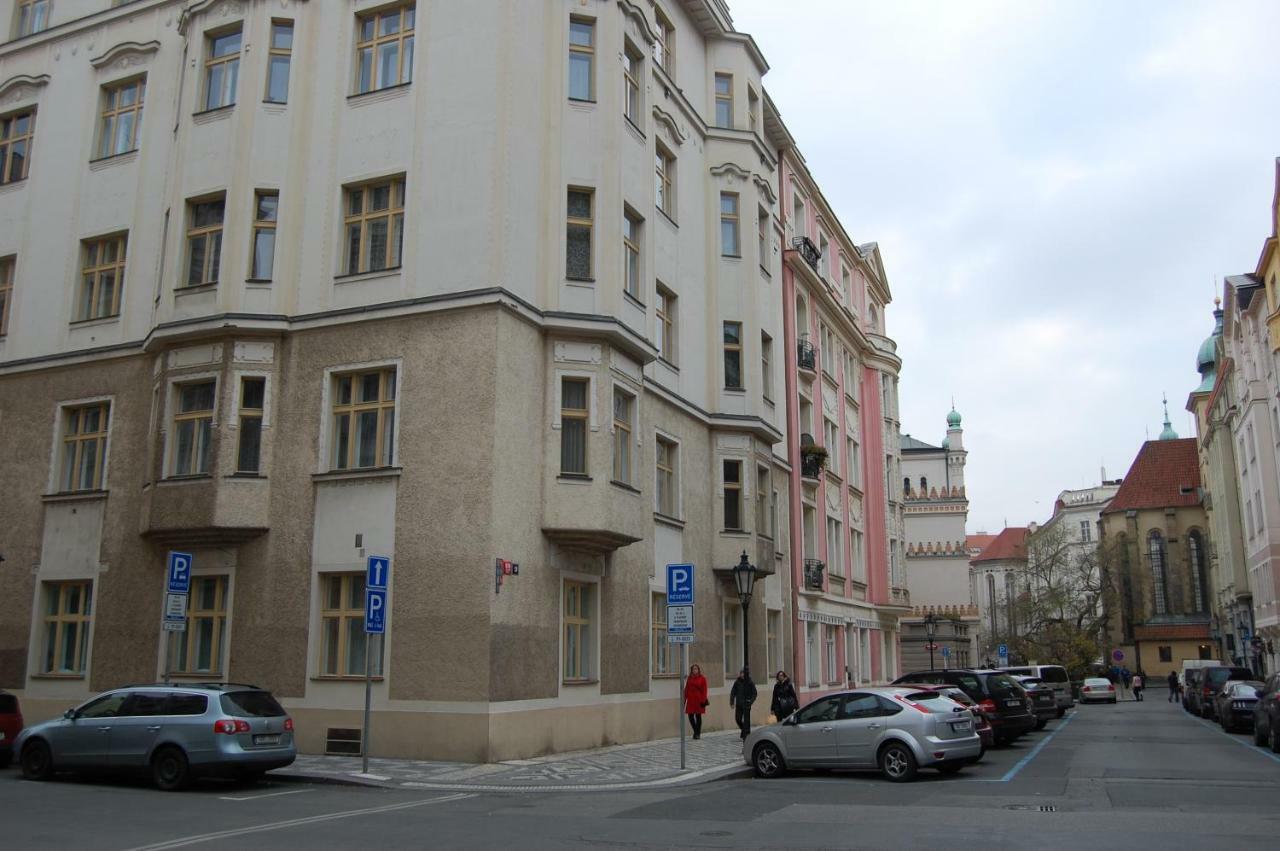Apartment In The Heart Of Praha Eksteriør bilde