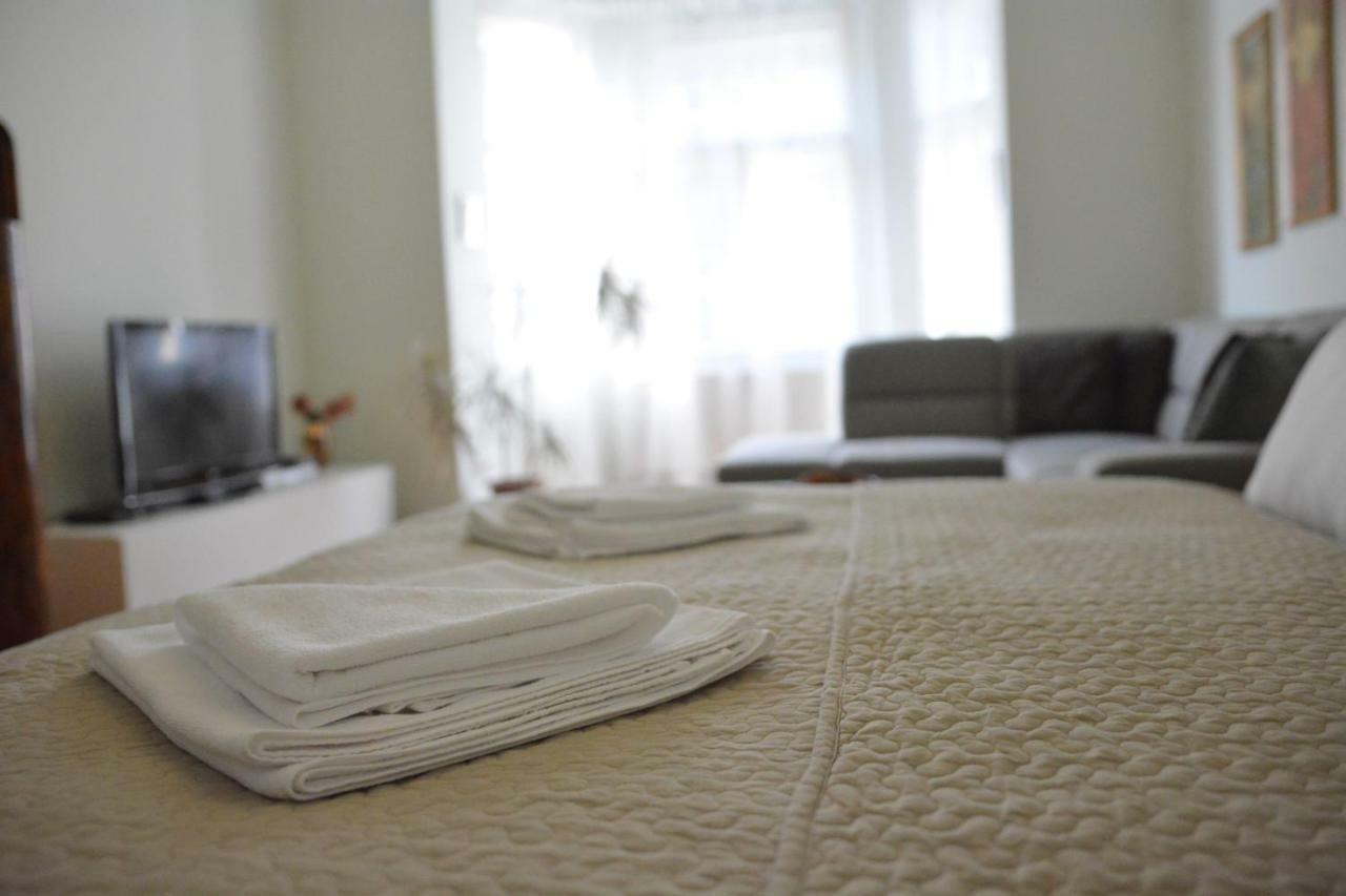 Apartment In The Heart Of Praha Eksteriør bilde