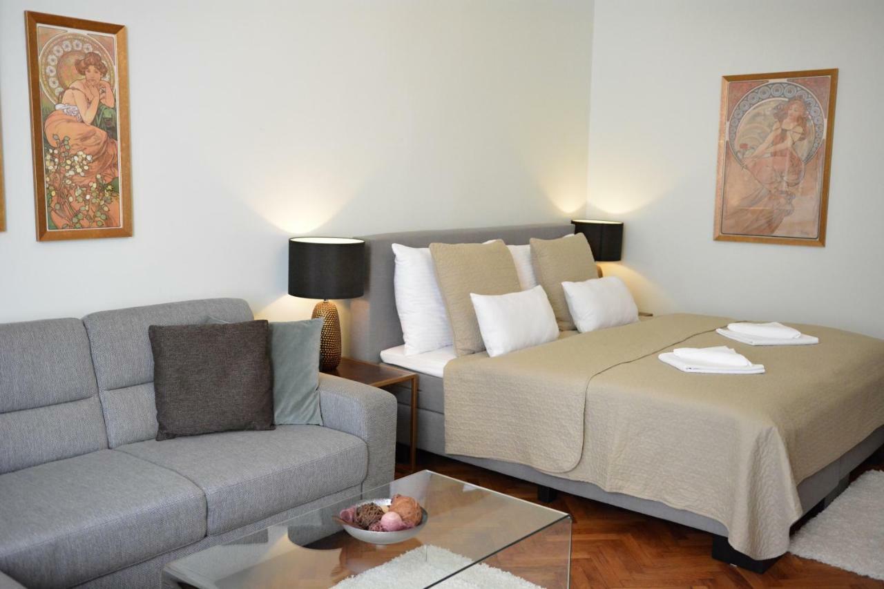 Apartment In The Heart Of Praha Eksteriør bilde