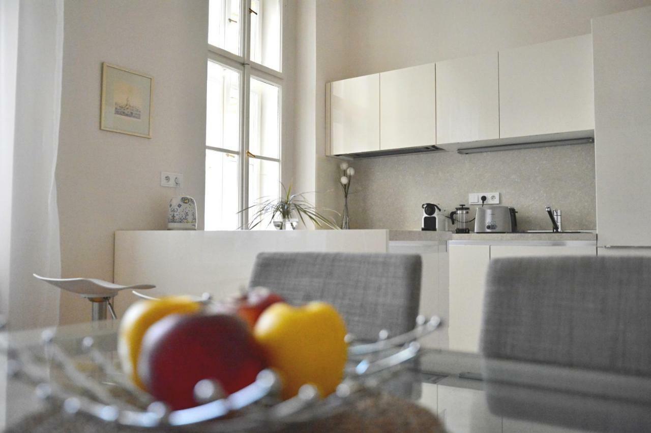 Apartment In The Heart Of Praha Eksteriør bilde