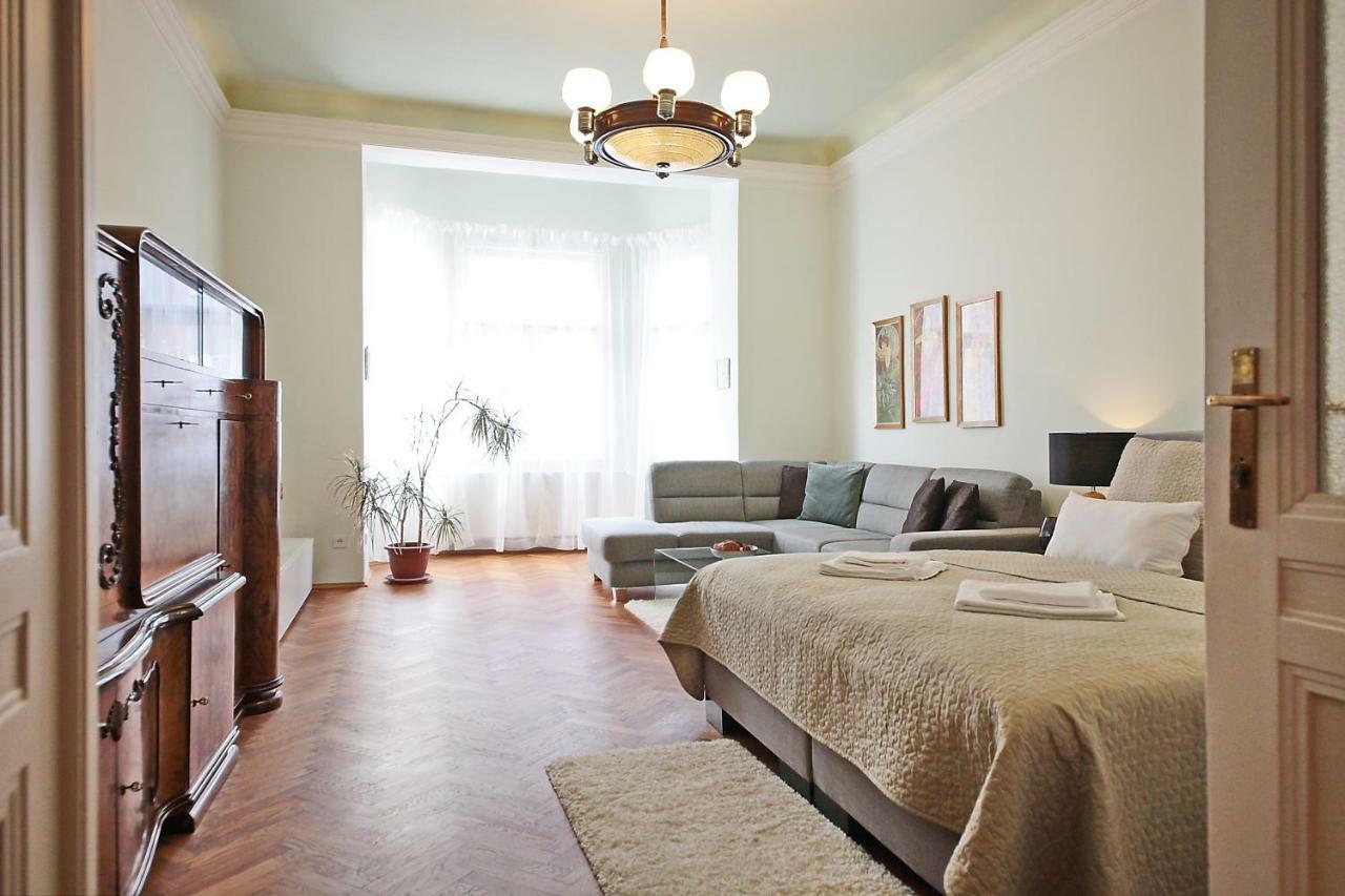 Apartment In The Heart Of Praha Eksteriør bilde